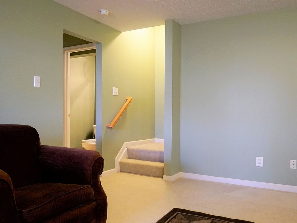 Stairs to Main Floor