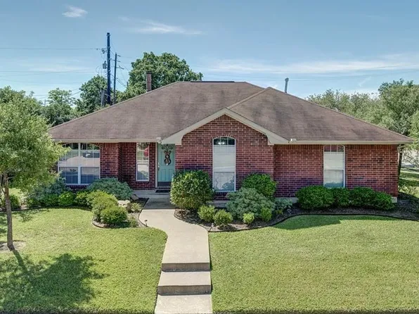 5800 Sheffield Terrace Ln, Bryan, TX 77802