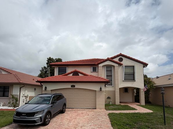 15061 Norfolk Ln