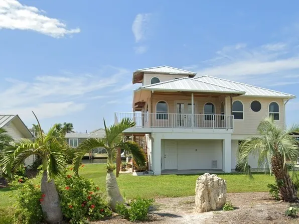 2237 Sanibel Blvd, Saint James City, FL 33956