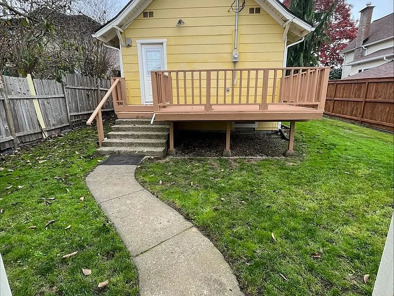 815 E St — Photo 8