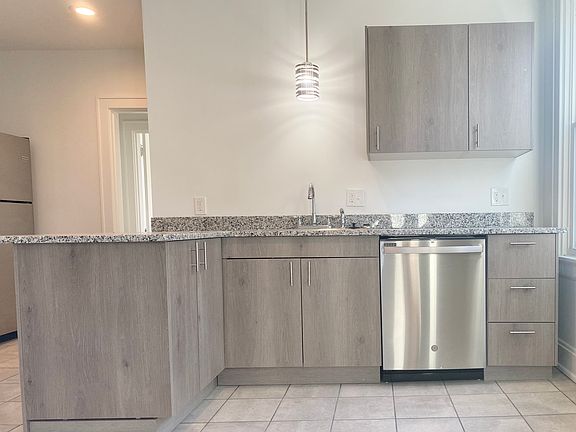 2nd image of 1749 W North Bend Rd #4
