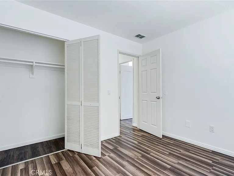 1953 Reedy Ave — Photo 5