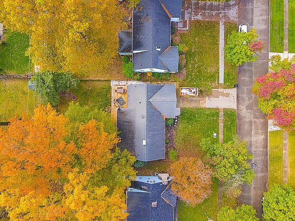 5th image of 329 Vassar Ave