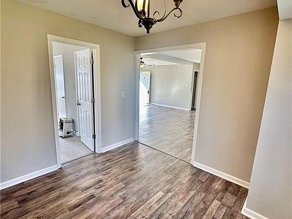 5th image of 501 Lee Byrd Rd