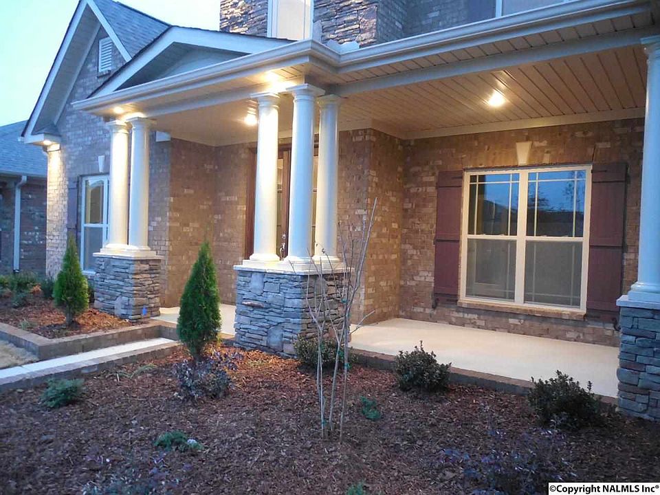 1st image of 10 Forest Meadow Blvd