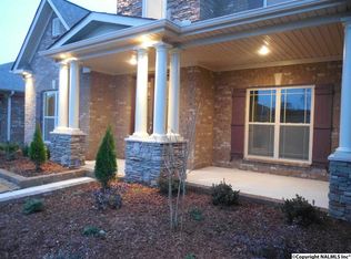 10 Forest Meadow Blvd, Huntsville, AL 35824