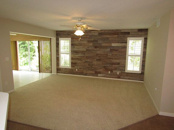 3rd image of 815 Montrose Dr #104-10
