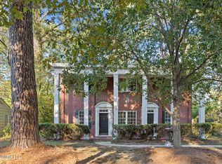 1076 Avondale St, Jackson, MS 39216
