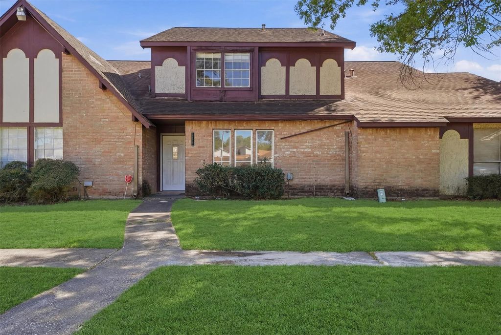 12251 W Village Dr Unit B, Houston, TX 77039 townhouse