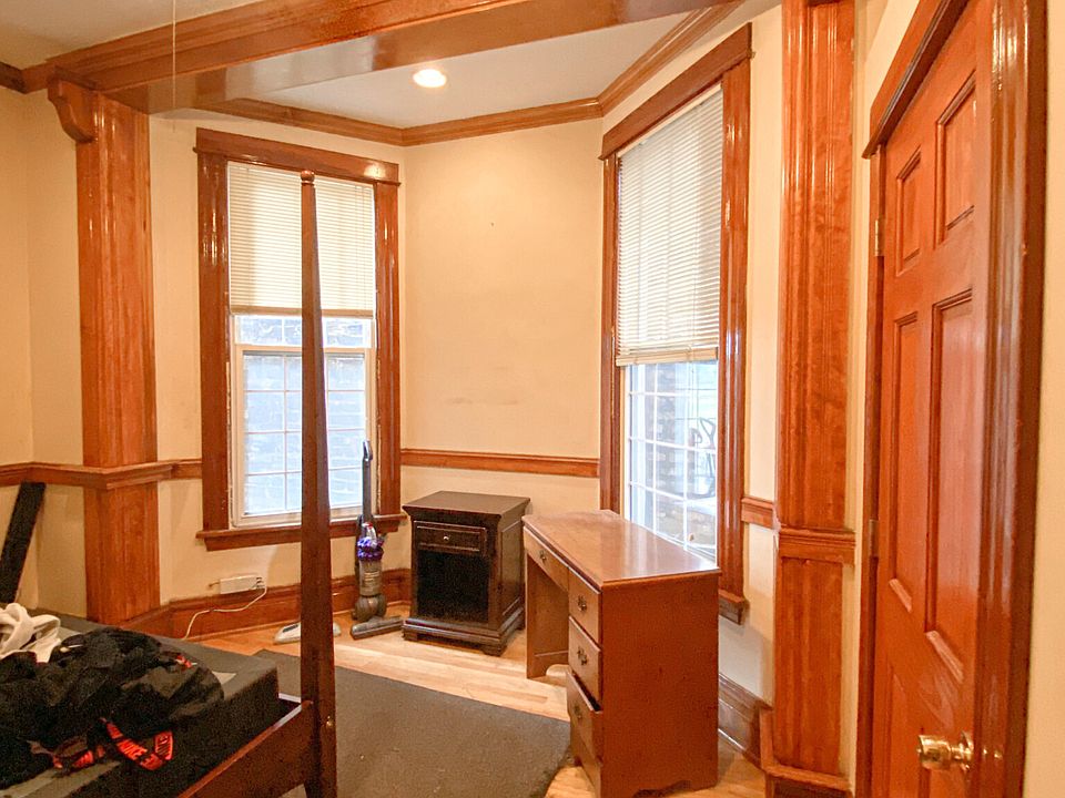 2 Bedroom