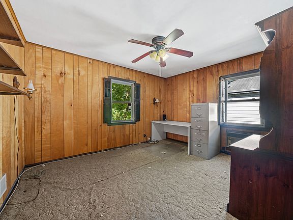5th image of 5632 231st St