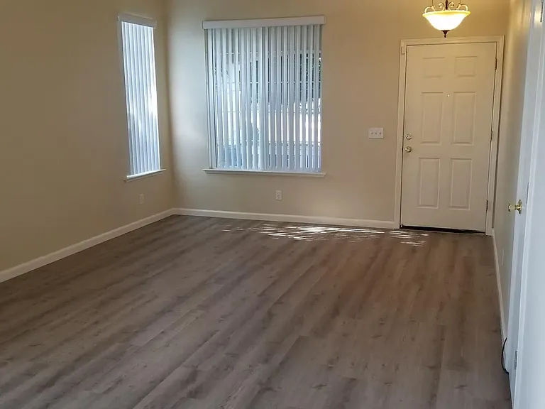 2187 Silverado Ave — Photo 3