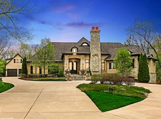 540 S 8th St, Geneva, IL 60134