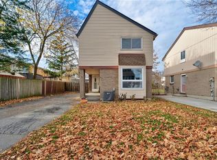 408 E 21st St, Hamilton, ON L8V2V2