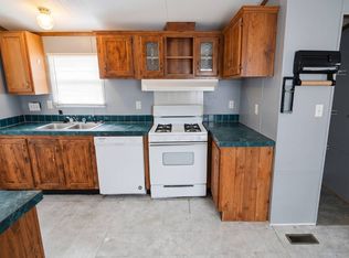 2500 Farm Bureau Rd #39, Manhattan, KS 66502