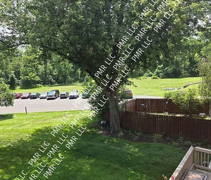 106 Sycamore Ct #1 — Photo 45