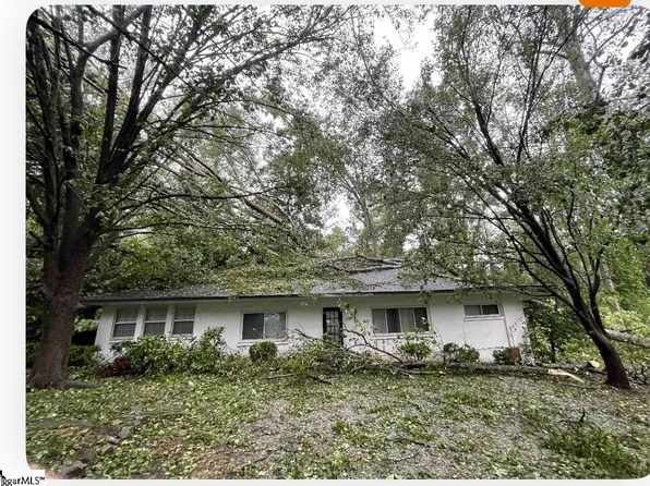 190 Ballard Hill Rd, Easley, SC 29642