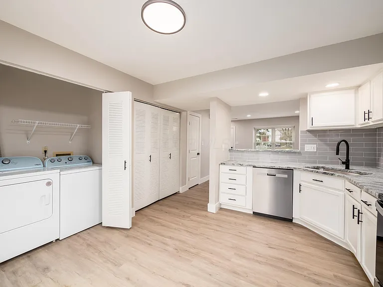 631 Pebble Place Dr #A — Photo 12