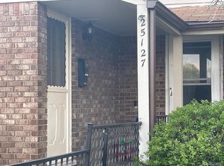 25127 Franklin Ter, South Lyon, MI