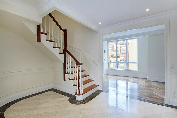 Rented by Corcoran | media 23