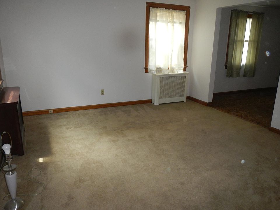 1st image of 35 Bloomfield Ave #B