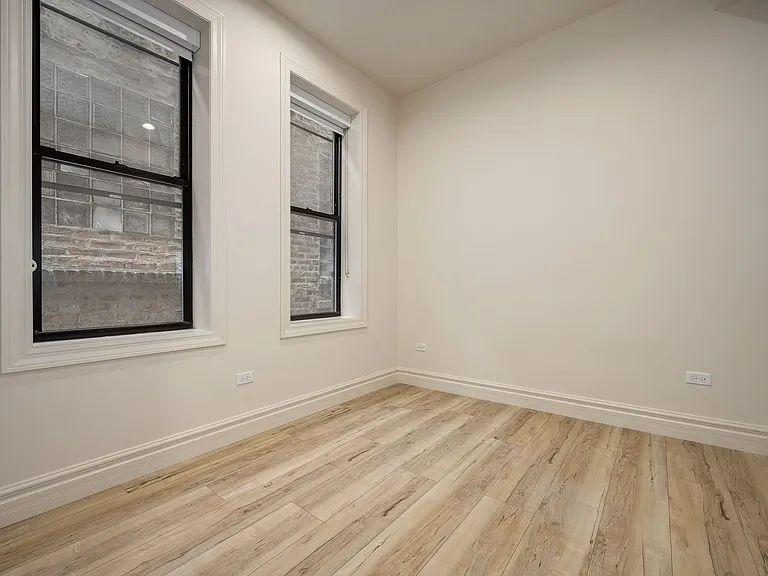 1710 W Belmont Ave #202 — Photo 6