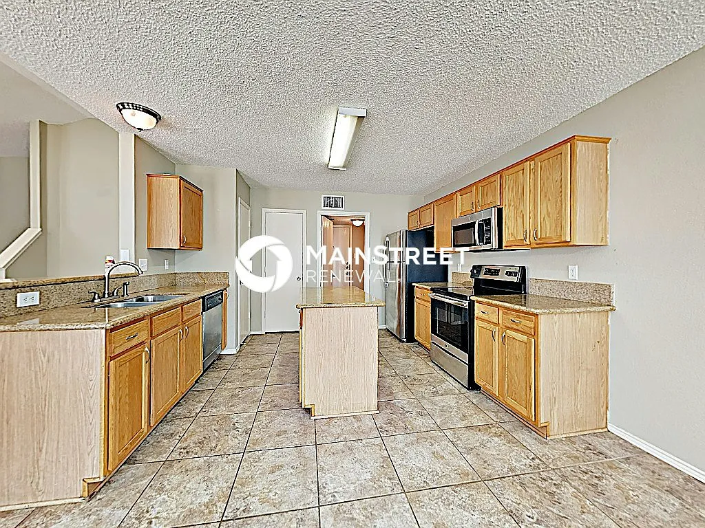 1132 Sandalwood Dr — Photo 4