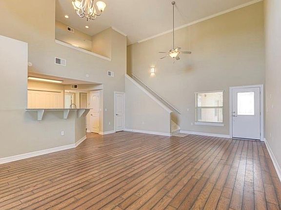 3rd image of 3501 Chenevert St #22