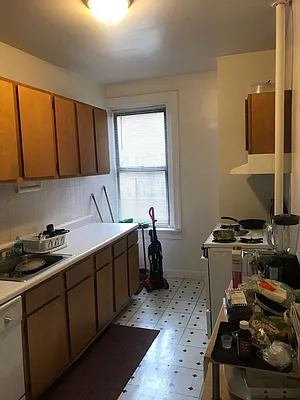 Rented by PMG Real Estate  | media 33