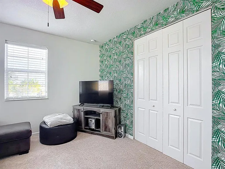 11931 SW Crestwood Cir — Photo 26