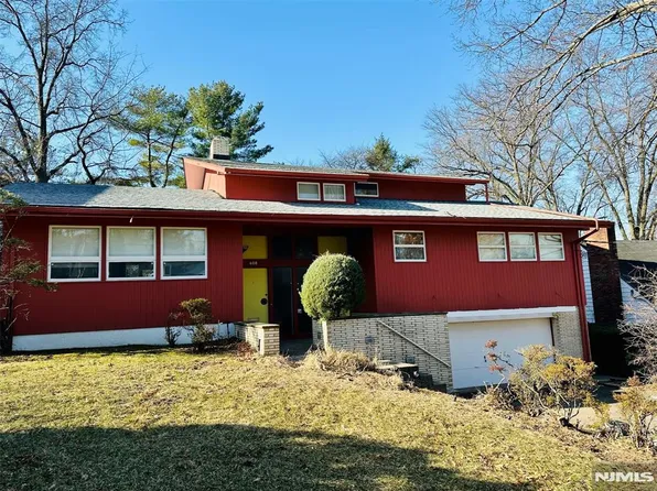 608 Ogden Ave, Teaneck, NJ 07666