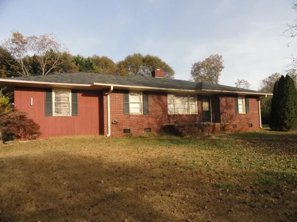 1004 Bern Cir, Anderson, SC 29626