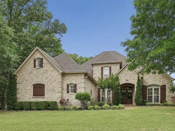 10188 Woodbrook Cir, Lakeland, TN 38002