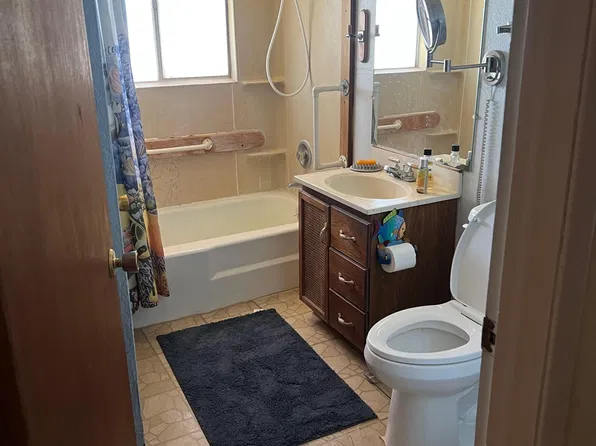 2310 Carnelians Dr NE, Deming, NM 88030