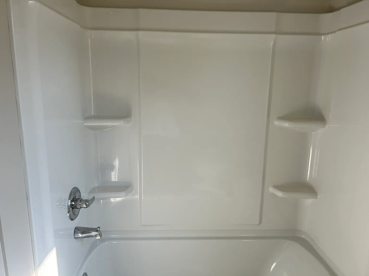 3 bed, $1,750 — Photo 3