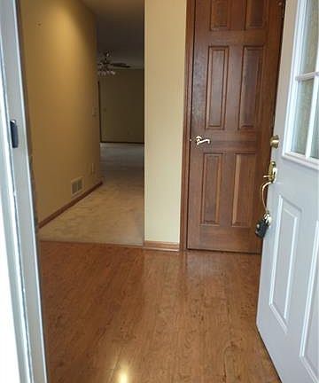 4th image of 2105 Berkshire Dr