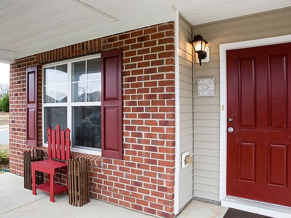 2nd image of 501 Collington Dr