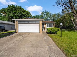 21078 Mitchelldale Ave, Ferndale, MI