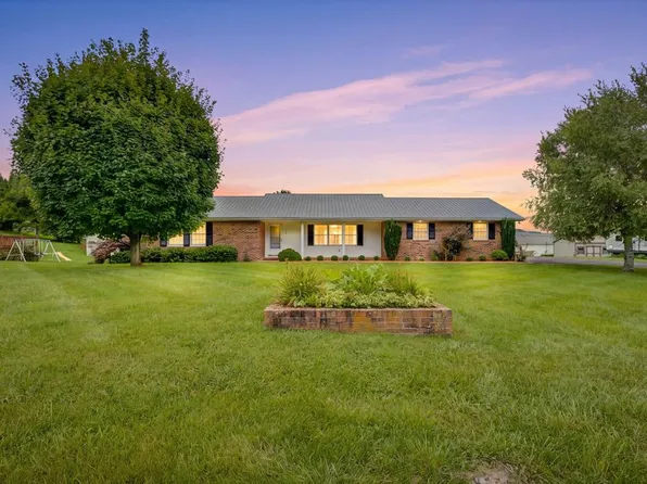 164 Hillside Dr, Lebanon, VA 24266