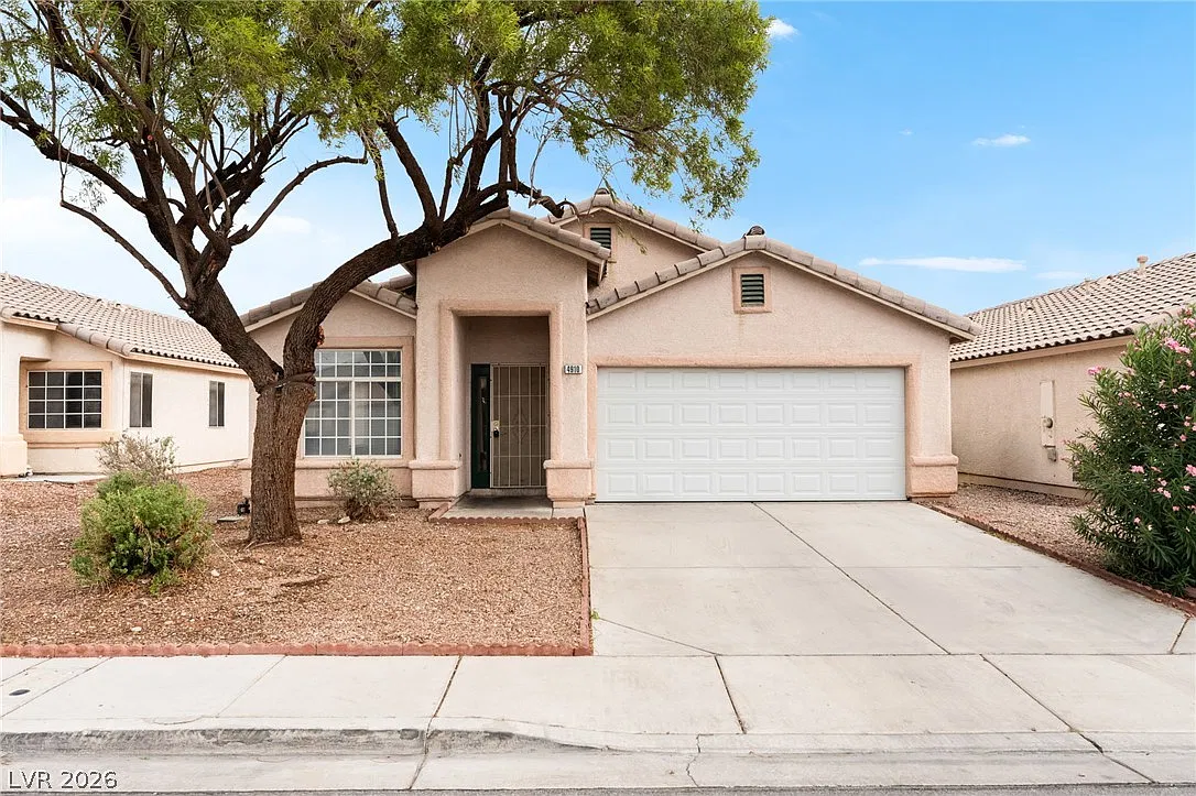 4 bed, 2.0 bath, 1848 sqft, $2,295 — Photo 1