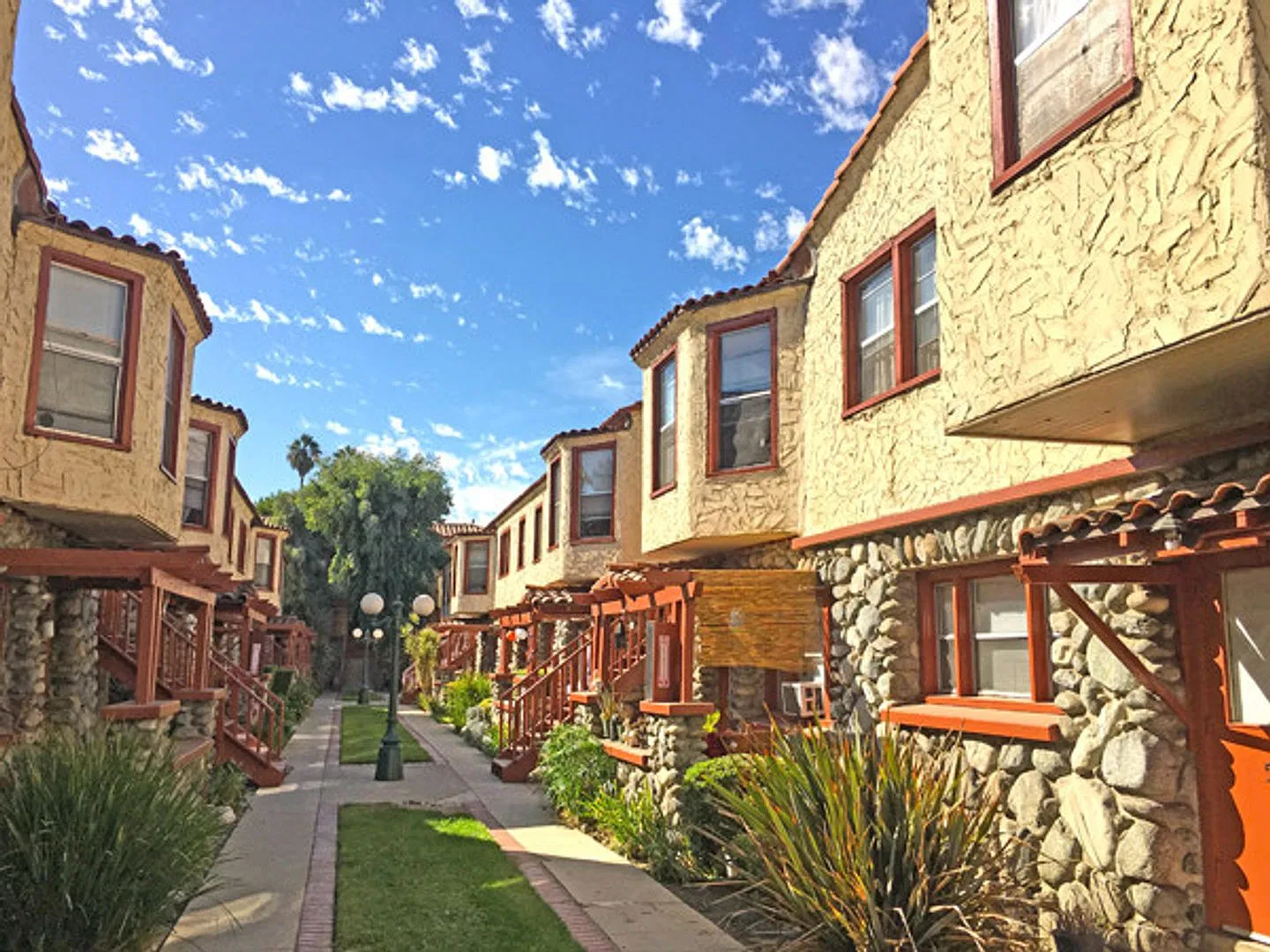 677-707 N Park, Pomona — Photo 1