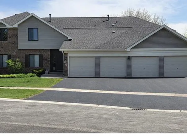 871 Cross Creek Ct APT D, Roselle, IL 60172