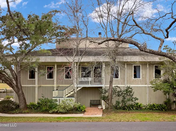 8 Keyser Ln, Gulfport, MS 39507