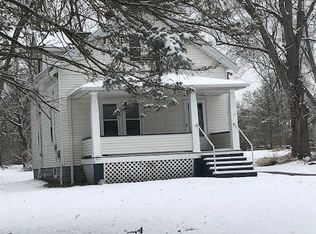 25504 Garden Rd, Bedford, OH 44146