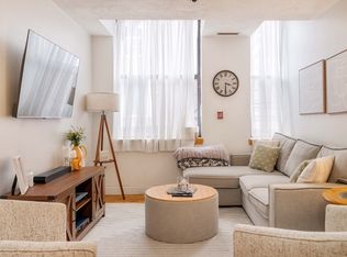 188 North St APT 22, Boston, MA 02113