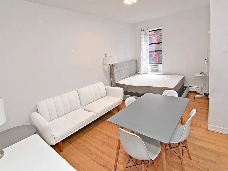 100 Stanton St #5C — Photo 1