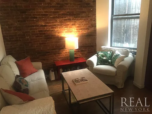 Rented by REAL New York | media 39