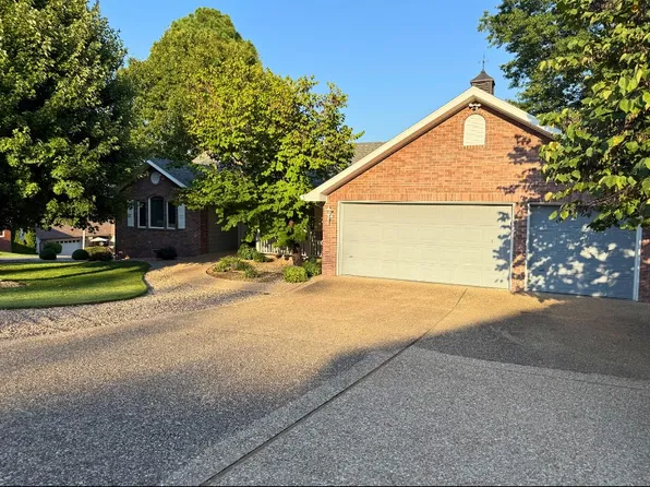 1 Kelaen Cir, Bella Vista, AR 72715