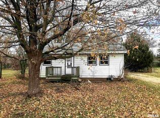 116 Elizabeth St, East Peoria, IL 61611